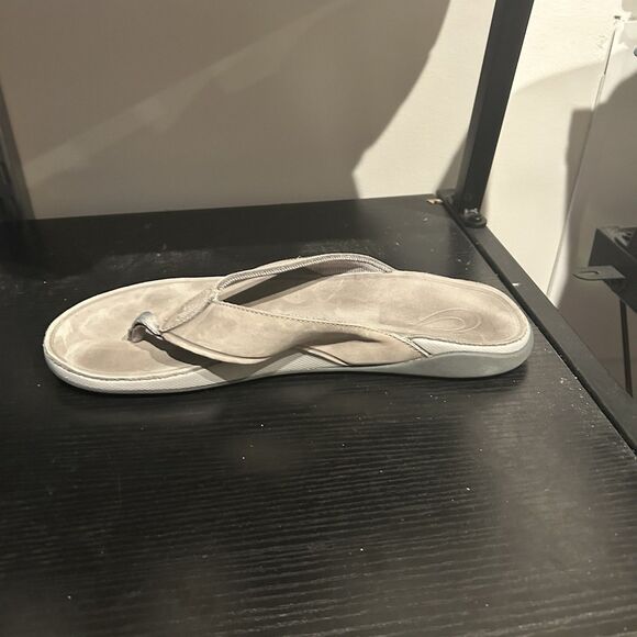 Olukai TUAHINE Mens Size 11 Gray Flip Flop Sandals - Picture 6 of 9